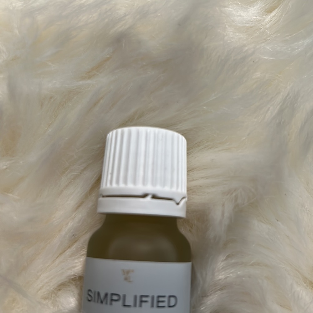 Young Living Cozy Cabin Oil - Picture 3 of 3